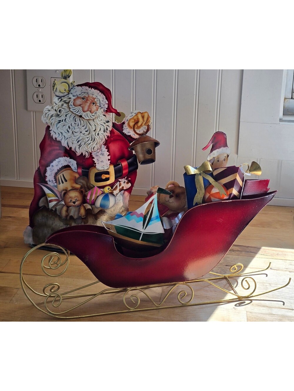 Vtg Painted Tin Metal Santa Claus & Sleigh Tabletop Centerpiece Christmas Decor